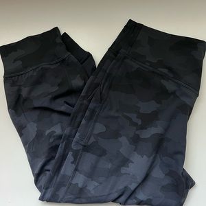 NWOT Lululemon Align High-Rise Joggers CROP